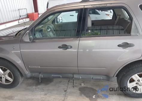 2008 Ford Escape Hybrid z USA, uszkodzony, nr VIN 1FMCU59HX8KC79508